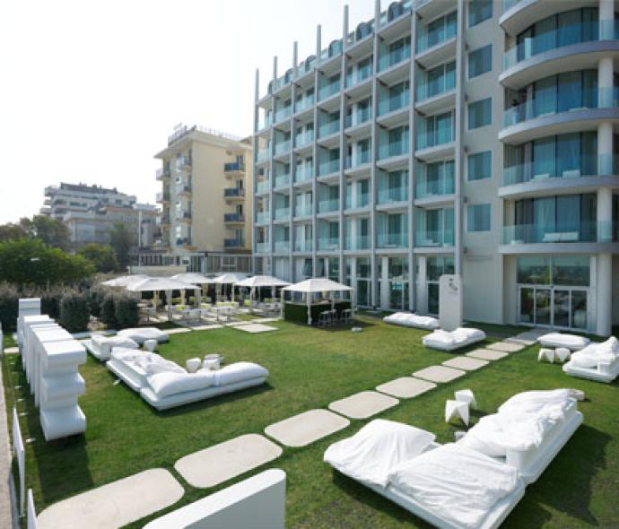 i-suite it voucher-per-vacanze-rimini-hotel-5-stelle-con-spa 005